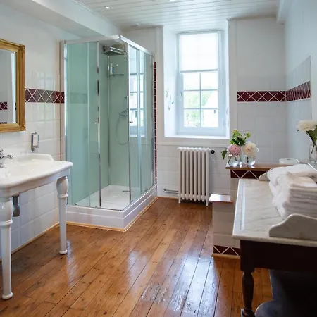 Le Manoir De Juganville Couette-café