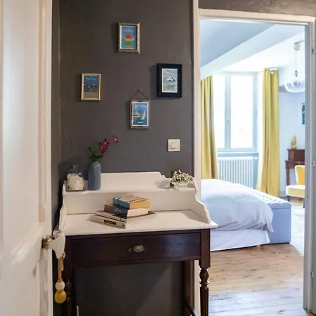 Couette-café Le Manoir De Juganville 3*