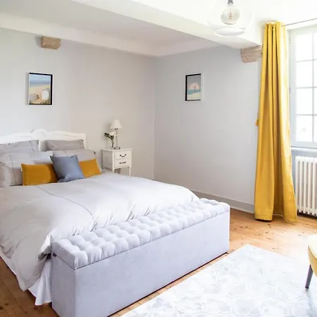 Couette-café Le Manoir De Juganville 3*