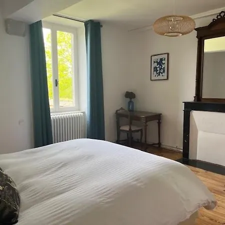 Le Manoir De Juganville * Saint-Martin-de-Varreville