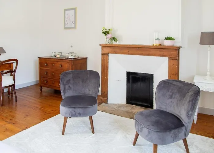 Le Manoir De Juganville Couette-café