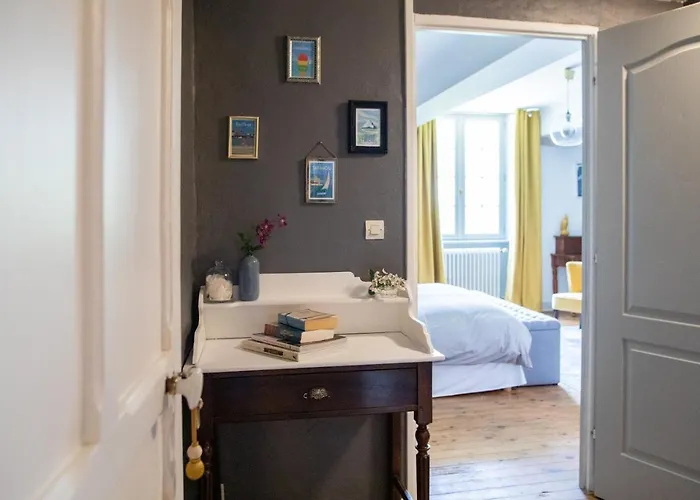 Couette-café Le Manoir De Juganville 3*