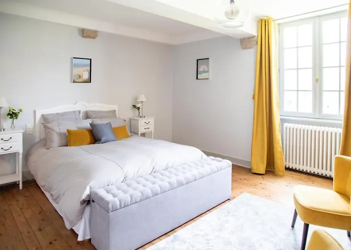 Couette-café Le Manoir De Juganville 3*