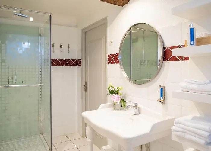 Le Manoir De Juganville Couette-café