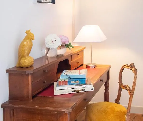 Le Manoir De Juganville Bed & Breakfast Saint-Martin-de-Varreville